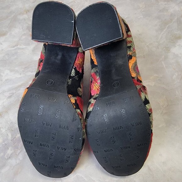 MIA Vail Floral and Paisley Embroidered Black Ankle Boots size 8M - Picture 11 of 12